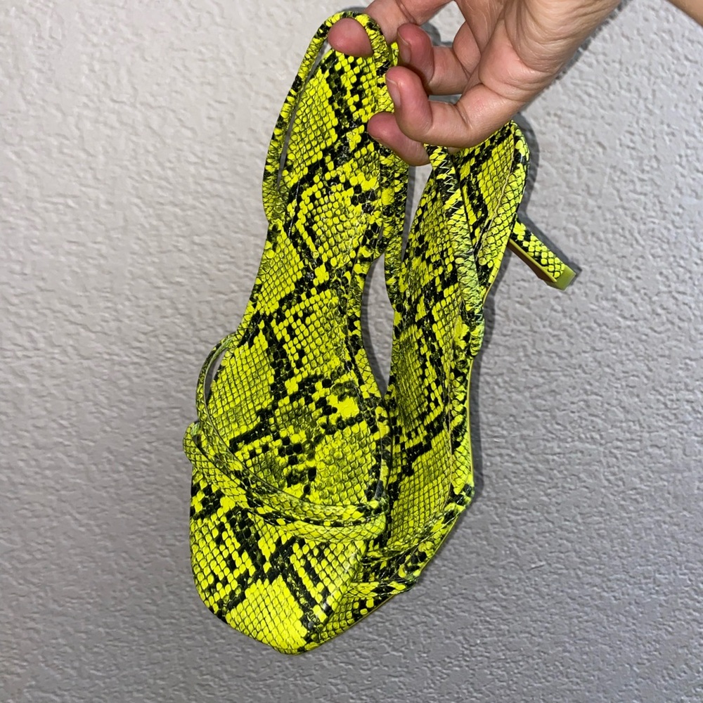 Zara Strappy neon sandal